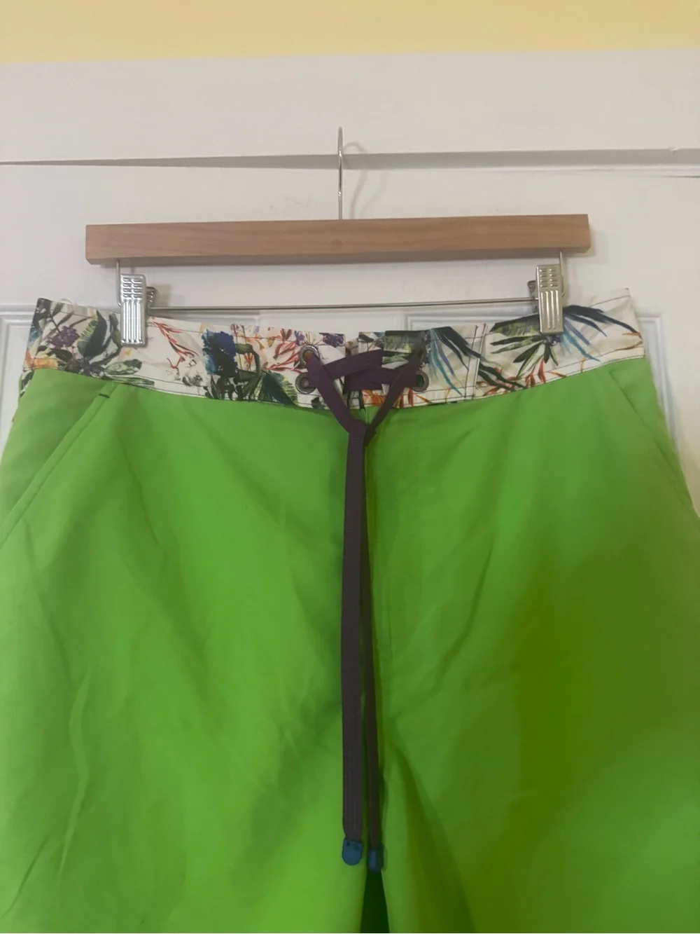 NWT Robert Graham Men’s Dos Rios Classic Board Shorts Size 34